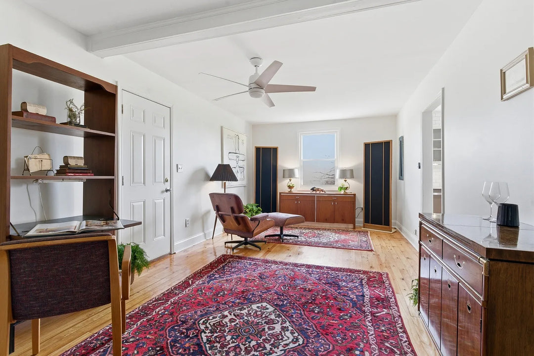 Vintage Persian Bakhtiari Rug Handwoven