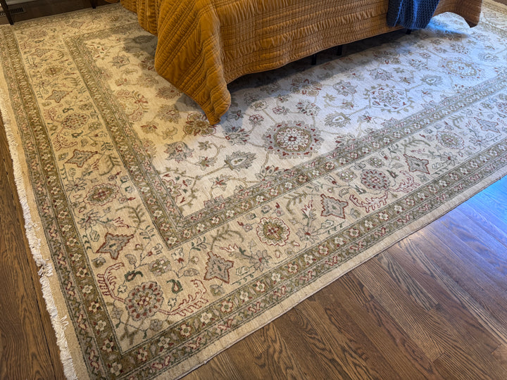 Oushak Turkish Rug Circa 1970 / 9 x 12