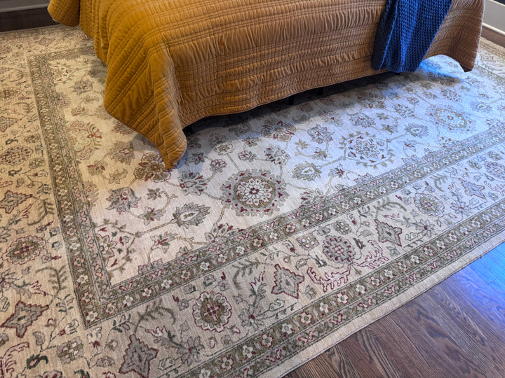 Oushak Turkish Rug Circa 1970 / 9 x 12
