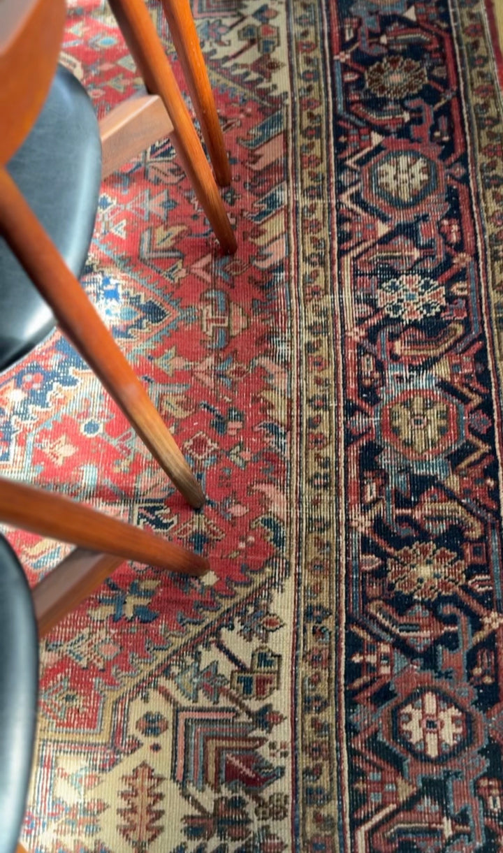 Antique Heriz Area Rug 8 x 11