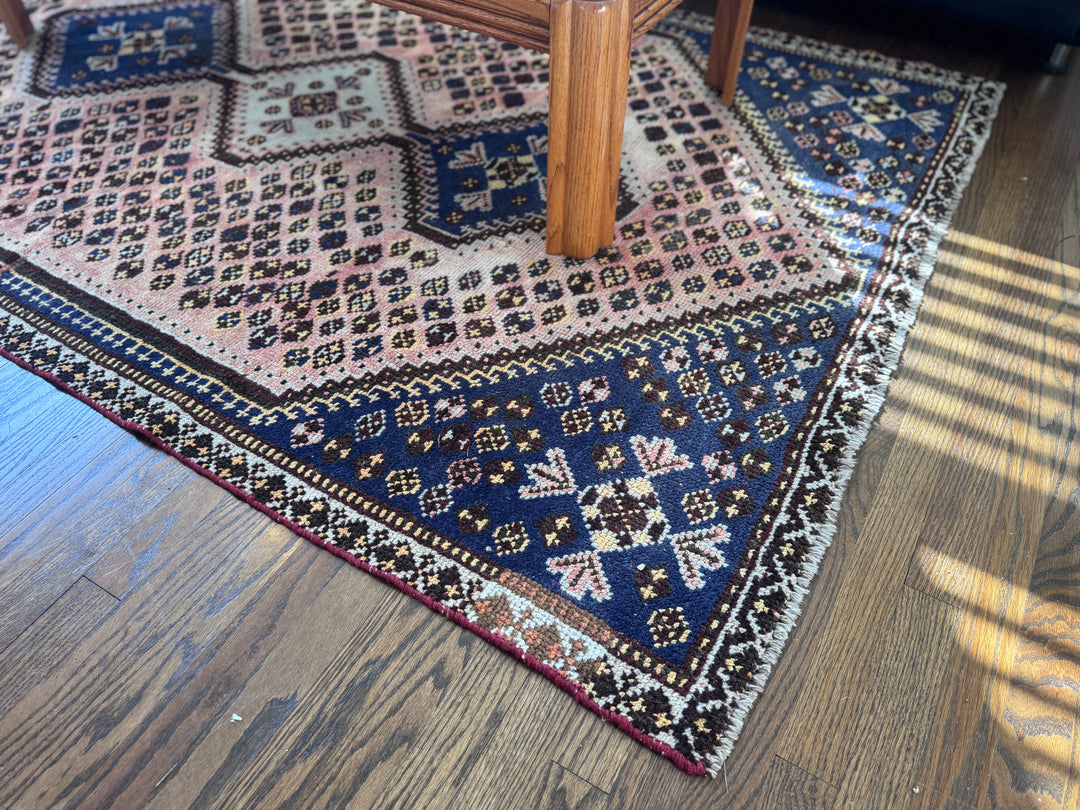 Afshar Persian Area Rug 3.10ft x 5.8ft
