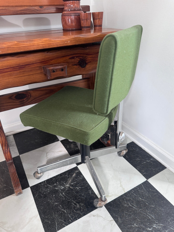 Green Vintage Desk Chair