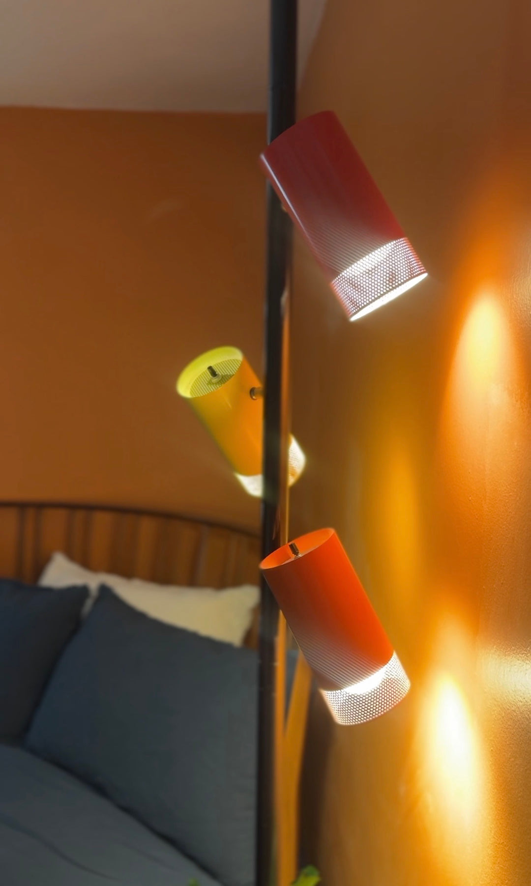Gino Sarfatti Tension Pole Lamp