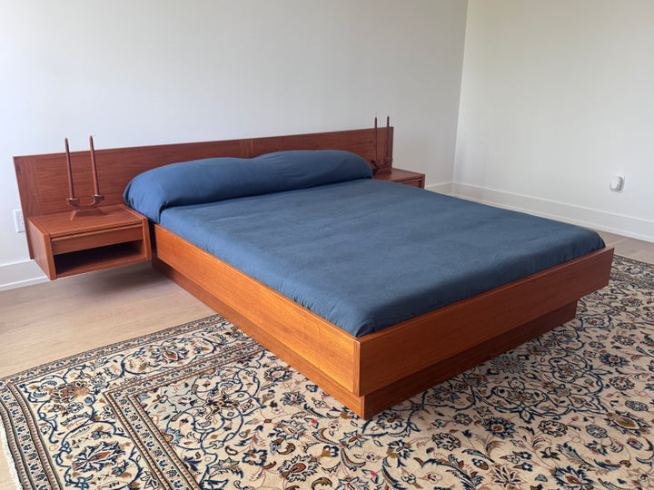 Mid-Century Modern &