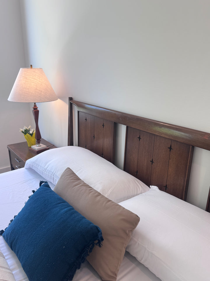 Mid-Century Modern &