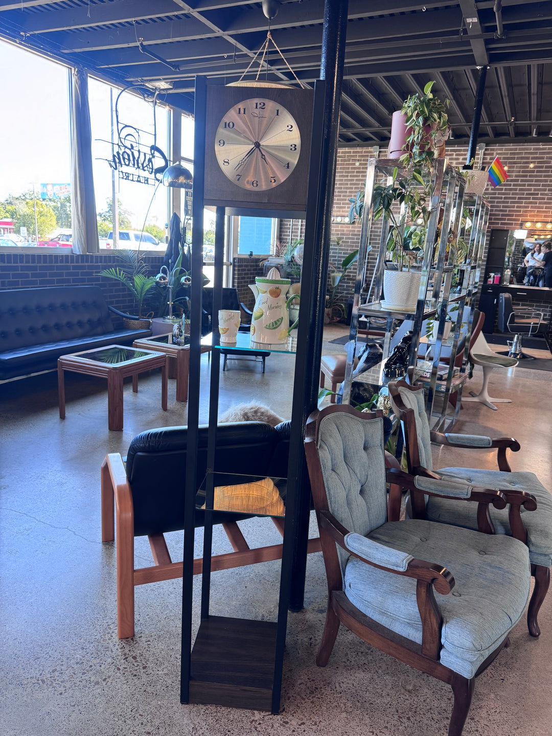 Vintage Tall Battery Powered Standing Clock Shelf