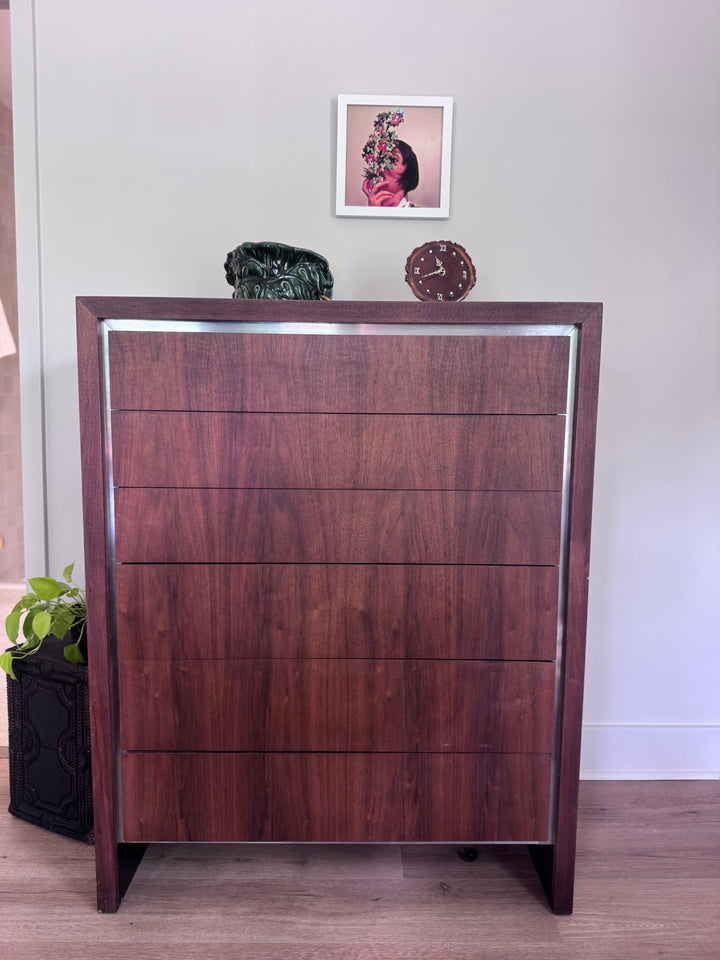 Mid-Century Modern &