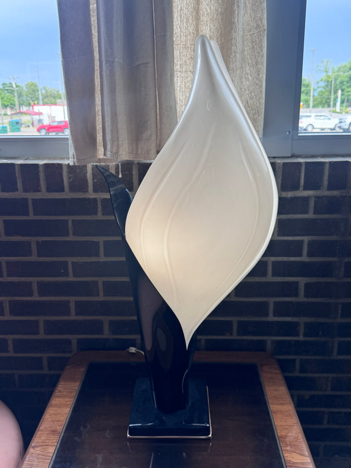 Vintage Post Modern Calla-Lilly Table Lamp