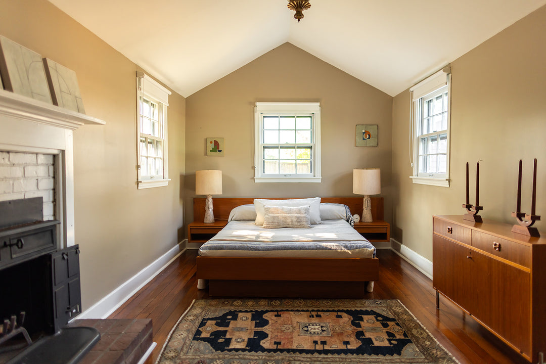 Mid-Century Modern &