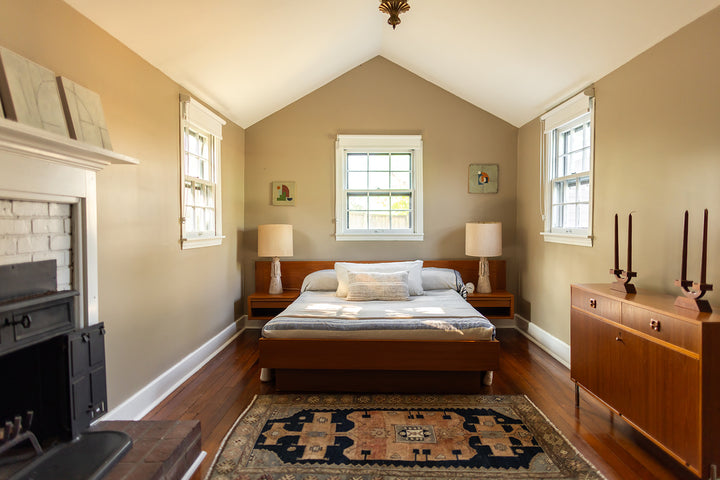 Mid-Century Modern &